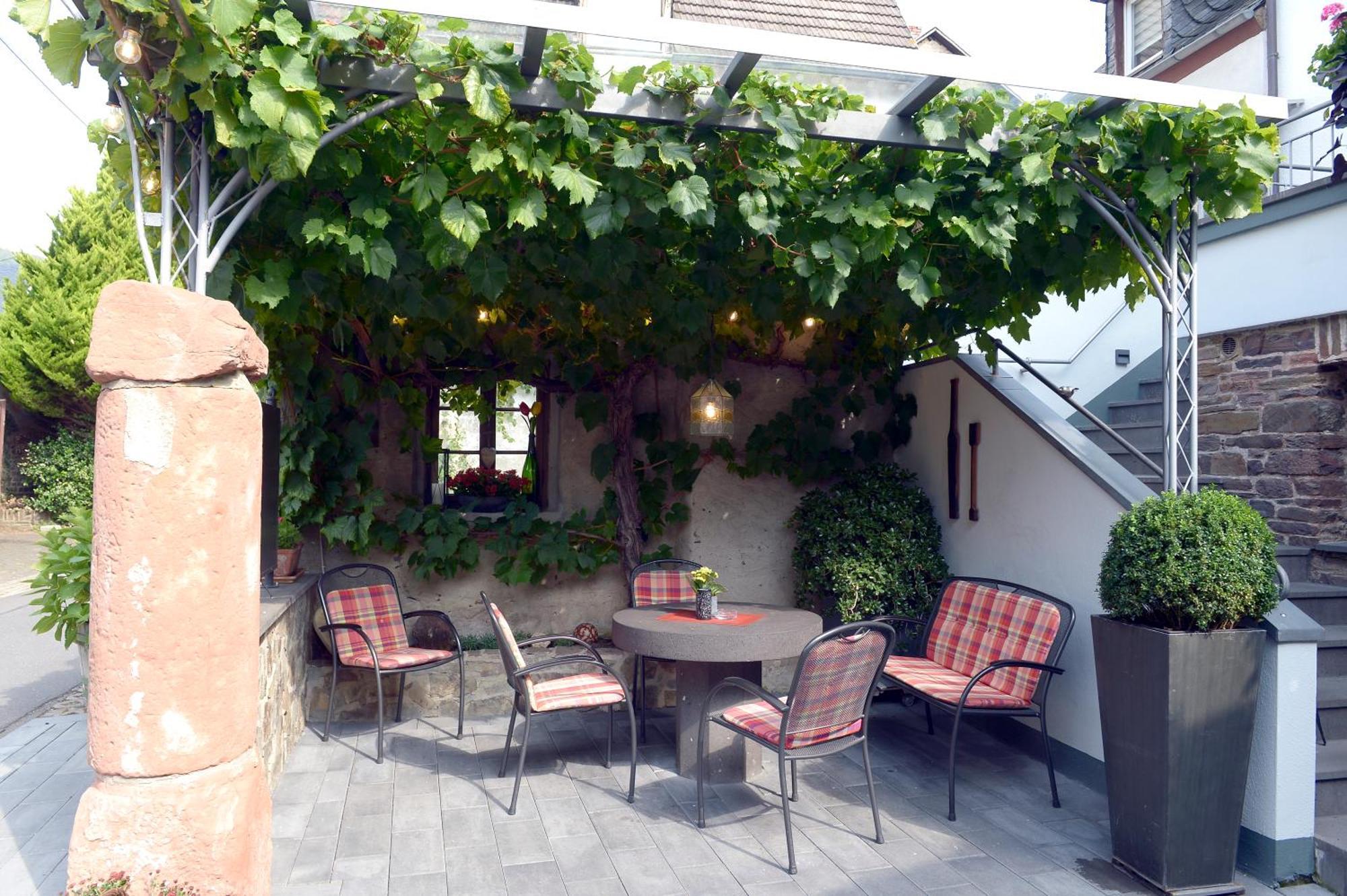 Wein- Und Gaestehaus M. Bai Mesenich Esterno foto